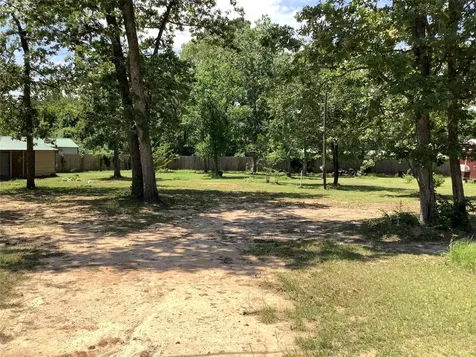 119 Oakdale Drive Huntsville TX 77320