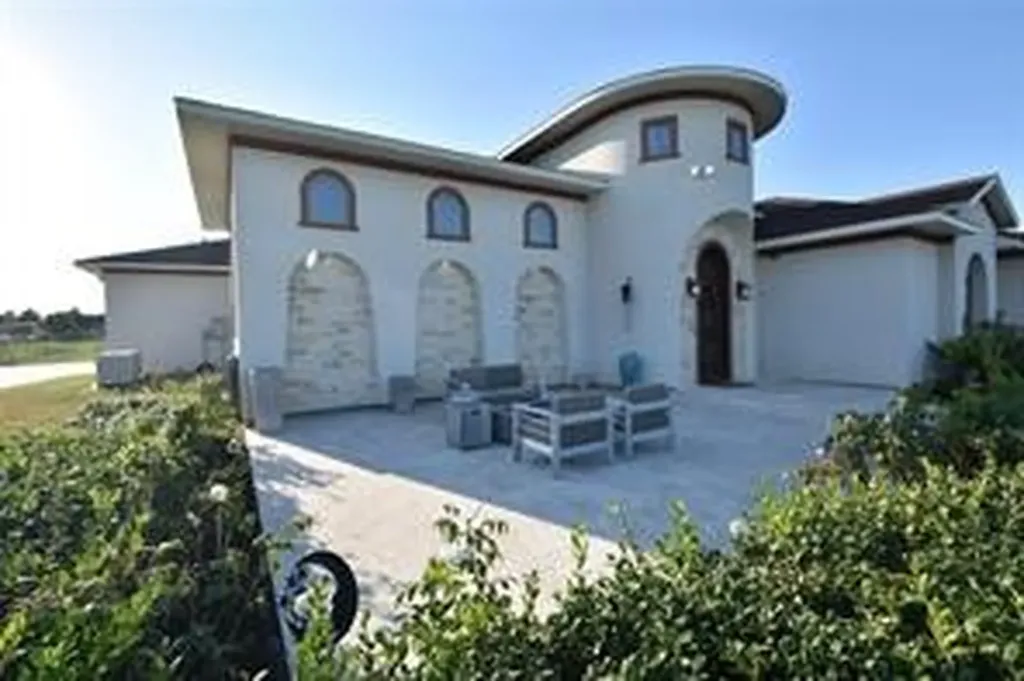 825 Grubbs Road Sealy TX 77474