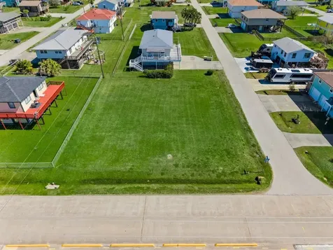 16534 John Davis Jamaica Beach TX 77554