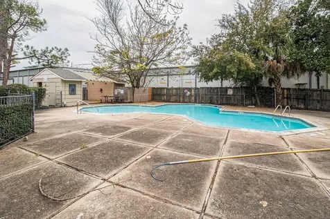 8201 Richmond Avenue 2 Houston TX 77063