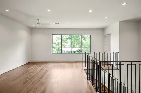 6273 Piping Rock Lane Houston TX 77057
