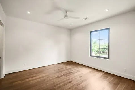 6273 Piping Rock Lane Houston TX 77057