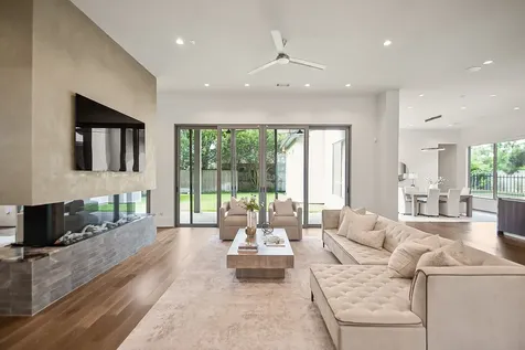 6273 Piping Rock Lane Houston TX 77057