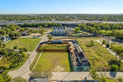 2708 Mills Street Houston TX 77026