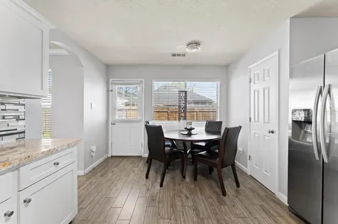 4511 Hunter Green Court Fresno TX 77545