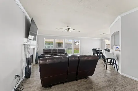 4511 Hunter Green Court Fresno TX 77545
