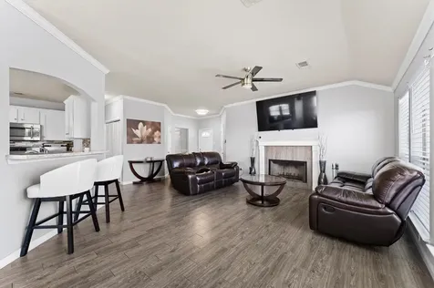 4511 Hunter Green Court Fresno TX 77545