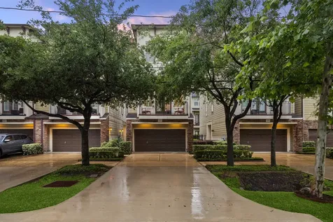 1107 W 24th Street Houston TX 77008