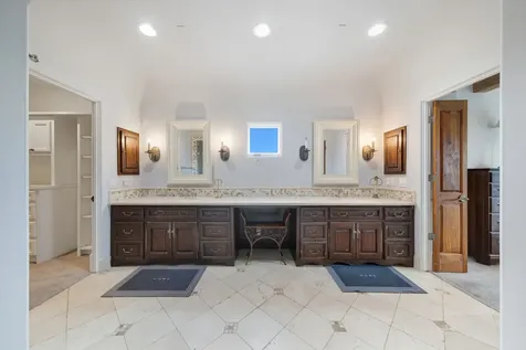 2370 Bolsover Street Houston TX 77005