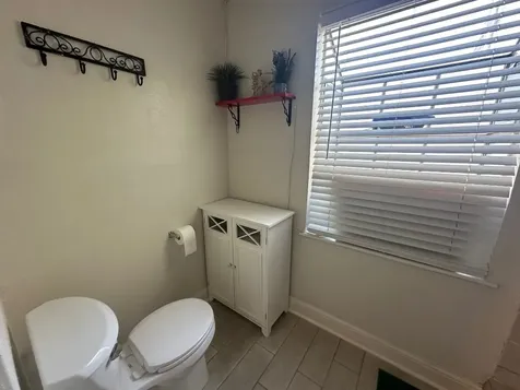 9809 Richmond Ave, Unit J-12 Houston TX 77042