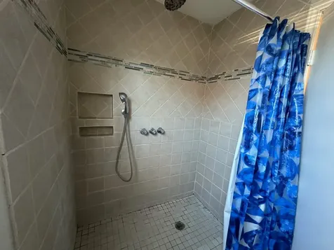 9809 Richmond Ave, Unit J-12 Houston TX 77042