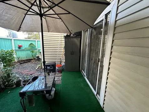 9809 Richmond Ave, Unit J-12 Houston TX 77042
