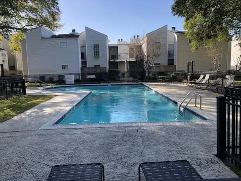 9809 Richmond Ave, Unit J-12 Houston TX 77042
