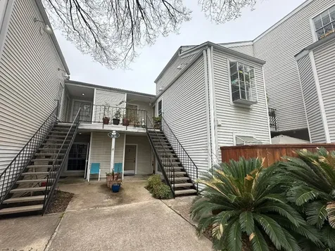 9809 Richmond Ave, Unit J-12 Houston TX 77042