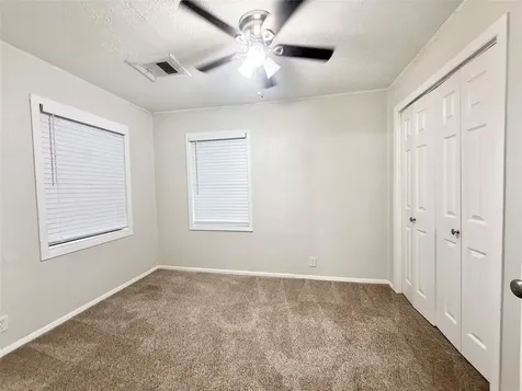 310 S Shanks Street Clute TX 77531