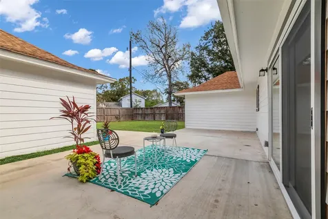 3518 Shore Shadows Drive Crosby TX 77532