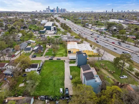 0 Eichwurzel Lot 7 Lane Houston TX 77009