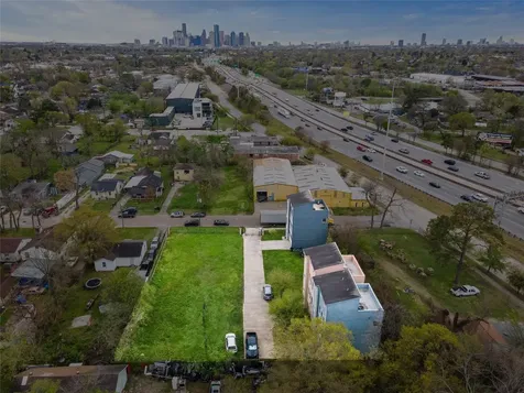 0 Eichwurzel Lot 7 Lane Houston TX 77009