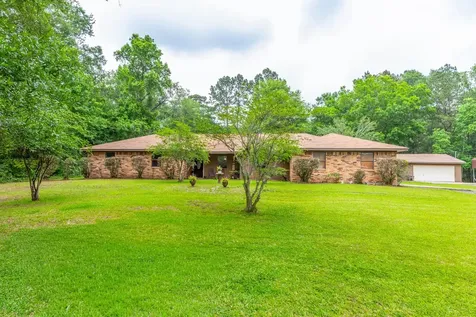 995 Strickland Street Vidor TX 77662