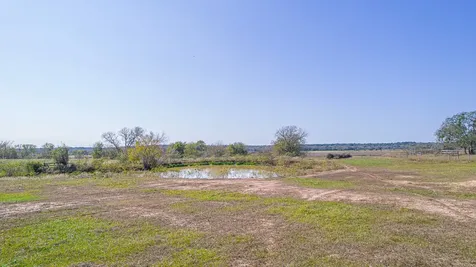 28 Acres Shaws Bend Road Columbus TX 78934