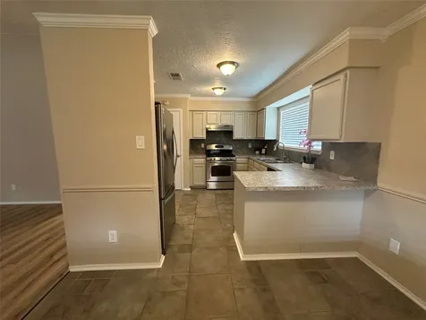 7646 Western Oak Lane Houston TX 77040