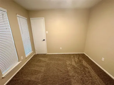 7646 Western Oak Lane Houston TX 77040