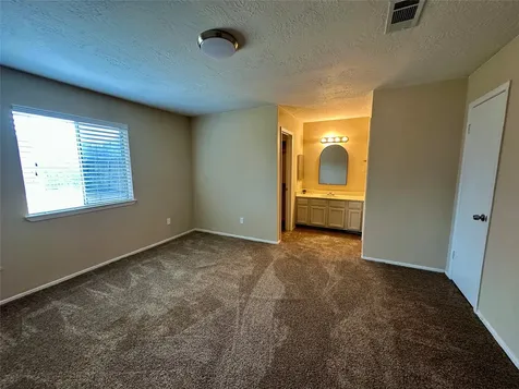 7646 Western Oak Lane Houston TX 77040