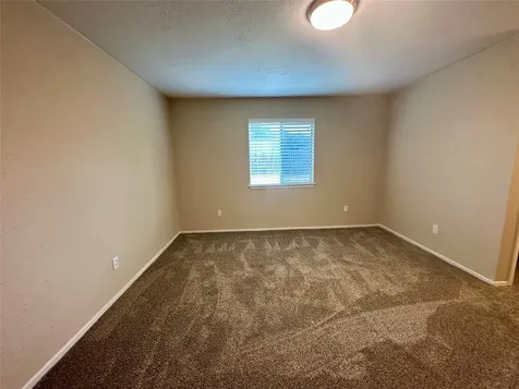 7646 Western Oak Lane Houston TX 77040