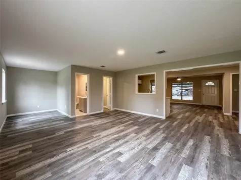 7710 Claiborne Street Houston TX 77016