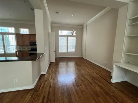5940 Kansas Street Houston TX 77007