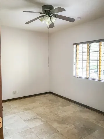 1432 W 21st Street F Houston TX 77008