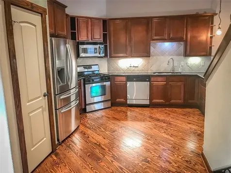 1432 W 21st Street F Houston TX 77008