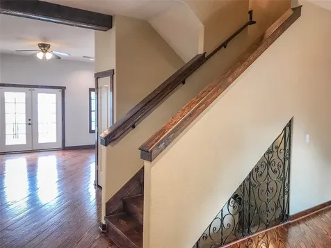 1432 W 21st Street F Houston TX 77008