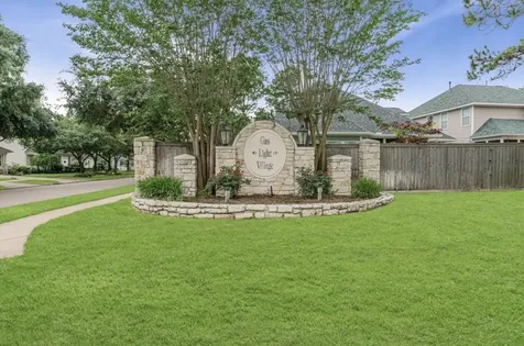 16234 Pine Thorn Drive Houston TX 77095