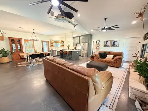 2950 County Road 4375 Woodville TX 75979