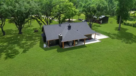 2950 County Road 4375 Woodville TX 75979