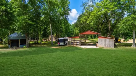 2950 County Road 4375 Woodville TX 75979