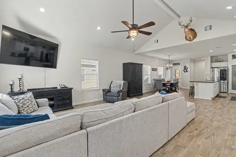 186 N Village Cove Loop Livingston TX 77351
