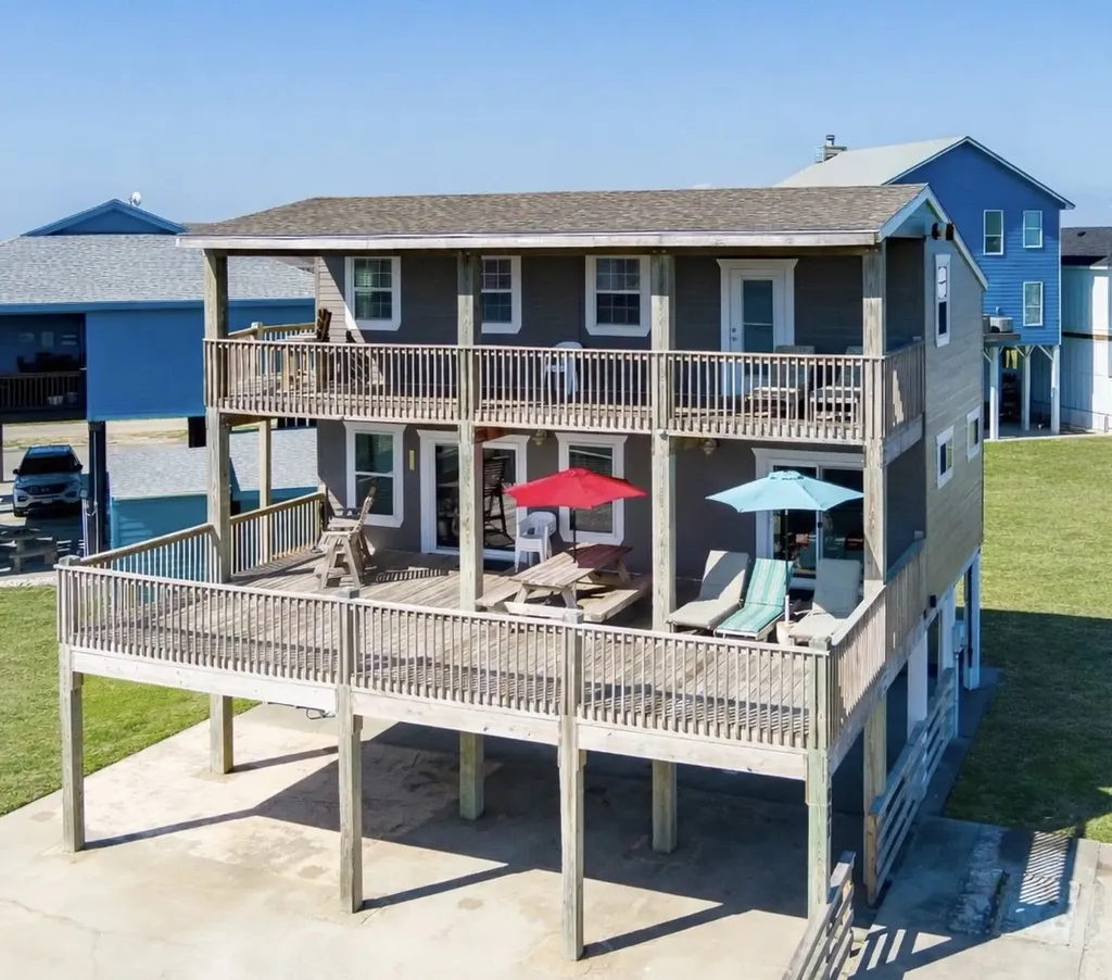 821 Salt Cedar Lane Port Bolivar TX 77650