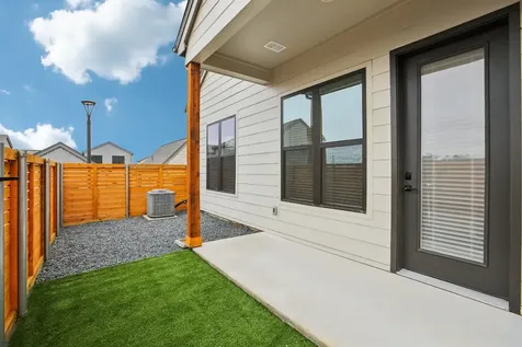 1601-703 Mustang Drive Marble Falls TX 78654