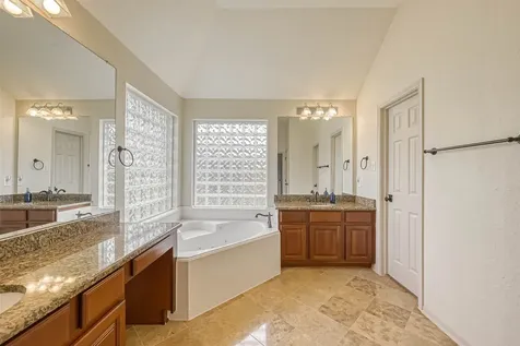 5242 Fountainbrook Lane Sugar Land TX 77479