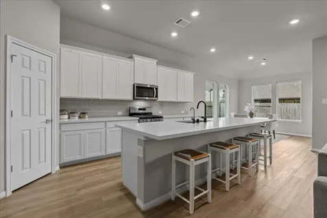 32302 Elmwood Manor Waller TX 77484