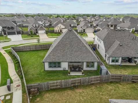 32302 Elmwood Manor Waller TX 77484