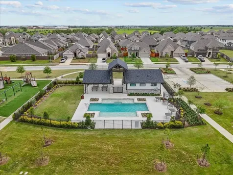 32302 Elmwood Manor Waller TX 77484