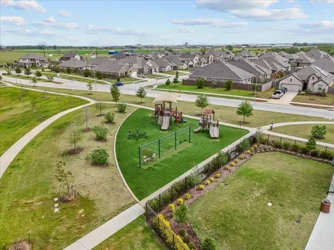 32302 Elmwood Manor Waller TX 77484