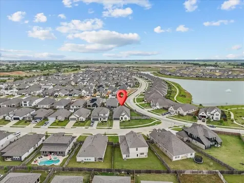 32302 Elmwood Manor Waller TX 77484