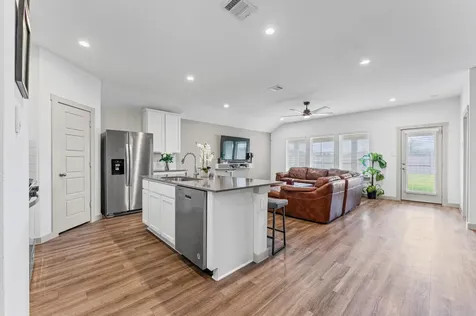 903 Curly Angora Court Rosharon TX 77583