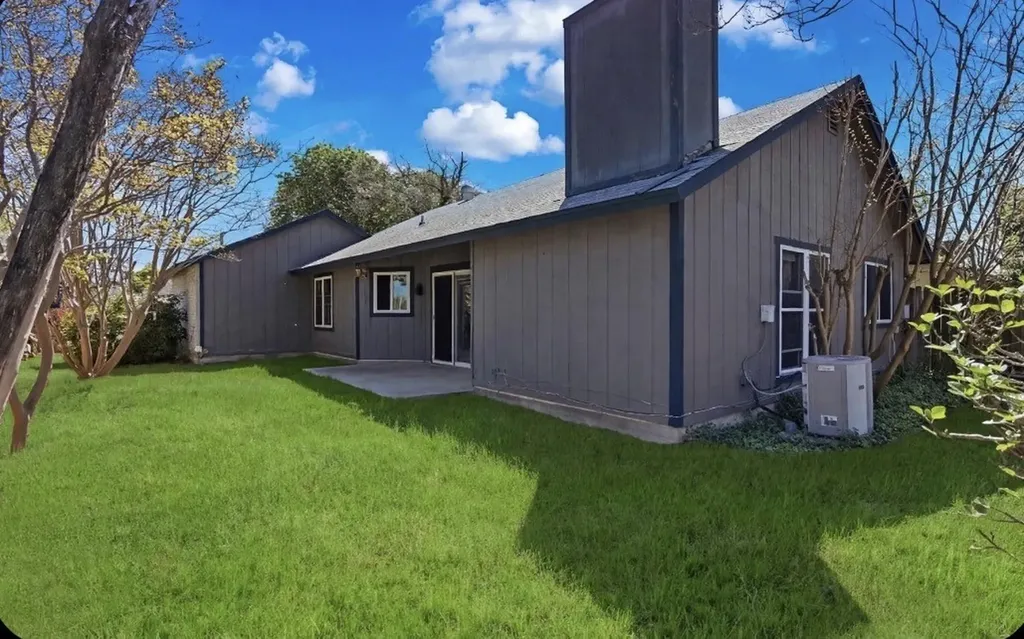 5775 Larkdale Drive San Antonio TX 78233