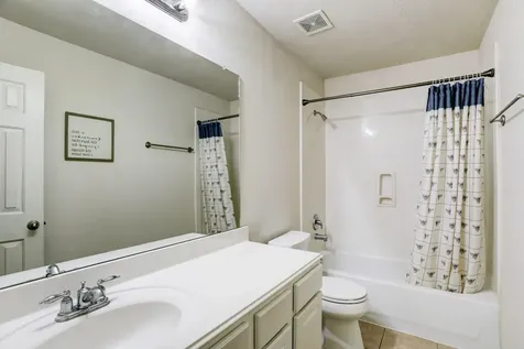 7605 Waterlilly Lane Pearland TX 77581