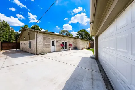 8815 Sharpview Drive Houston TX 77036